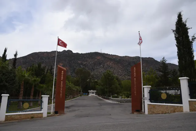 Boğaz Şehitliği