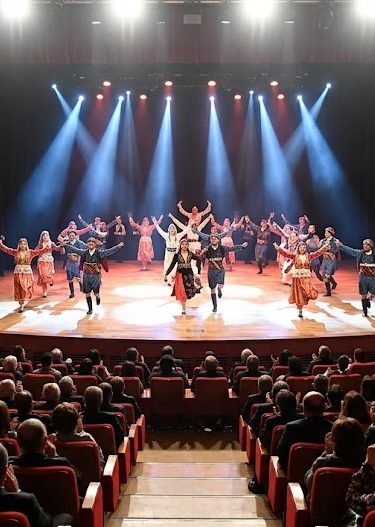 Yaşayan Tiyatro/Midas'ın Kulakları - Güngör Dilmen